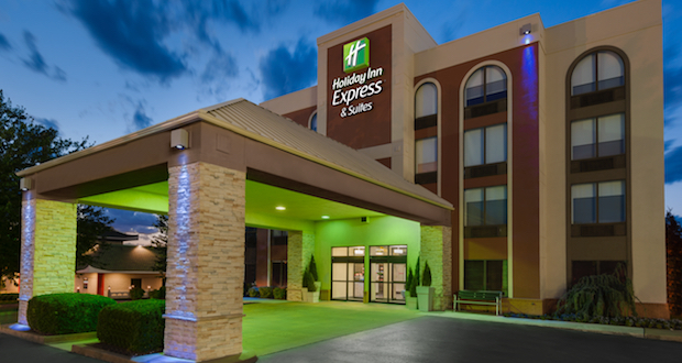 Holiday Inn Express & Suites in Bentonville