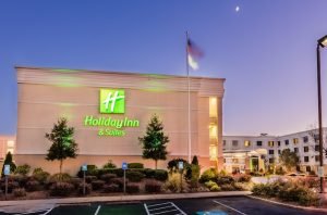 Holiday Inn & Suites Atlanta Airport North