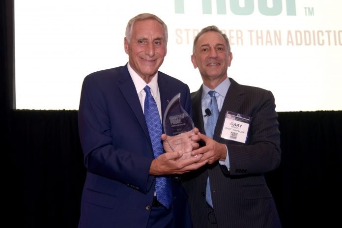 Bob Alter and Gary Mendell at the Second Annual Shatterproof Hospitality Heroes Reception.