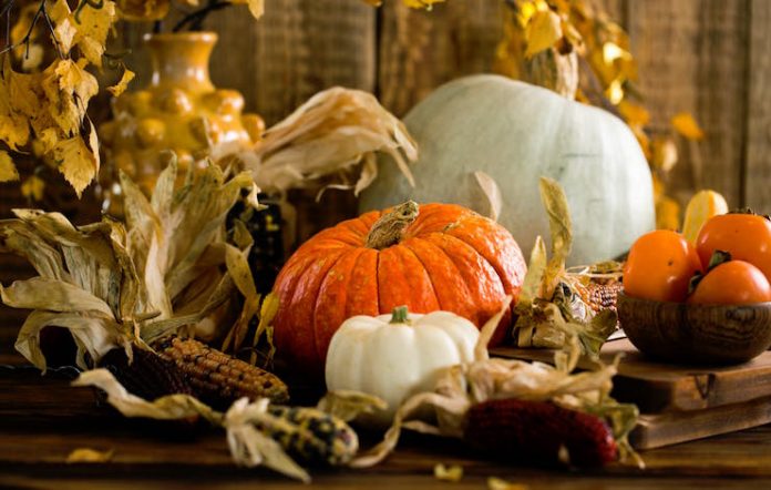 Thanksgiving table