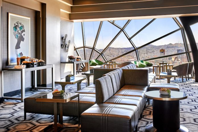 San Francisco Marriott Marquis - The View Lounge