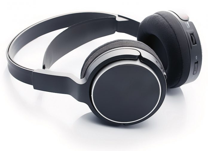 Noise-cancelling headphones — sensory-friendly hotels