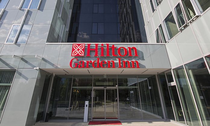 Hilton Garden Inn - Garden Grille & Bar