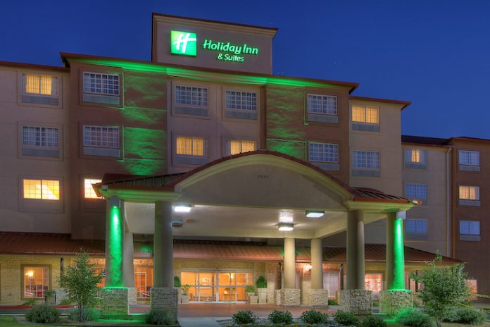 Holiday Inn & Suites Albuquerque