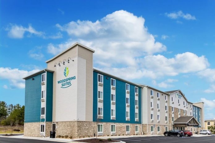 nine woodspring suites