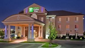 Holiday Inn Express & Suites Wichita Airport