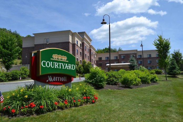 Hanover Lebanon Courtyard by Marriott