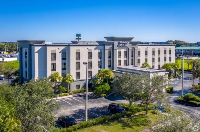 Hampton Inn Tampa East (Casino Area) Hampton Inn Tampa East (Casino Area)