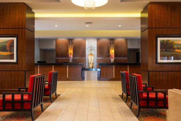 Ramada Plaza Orlando - Lobby