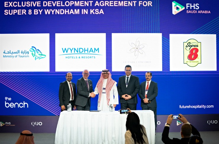 Wyndham and Le Park Concord to Launch 100 Super 8 Hotels Across Saudi Arabia