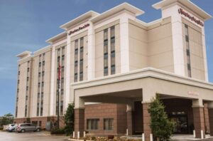 Hampton Inn & Suites Nashville Airport