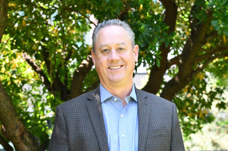 Staypineapple Hotels Names Bob Spear as Chief Operating Officer