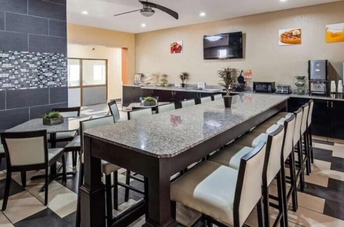Red Lion Inn & Suites Blue Springs